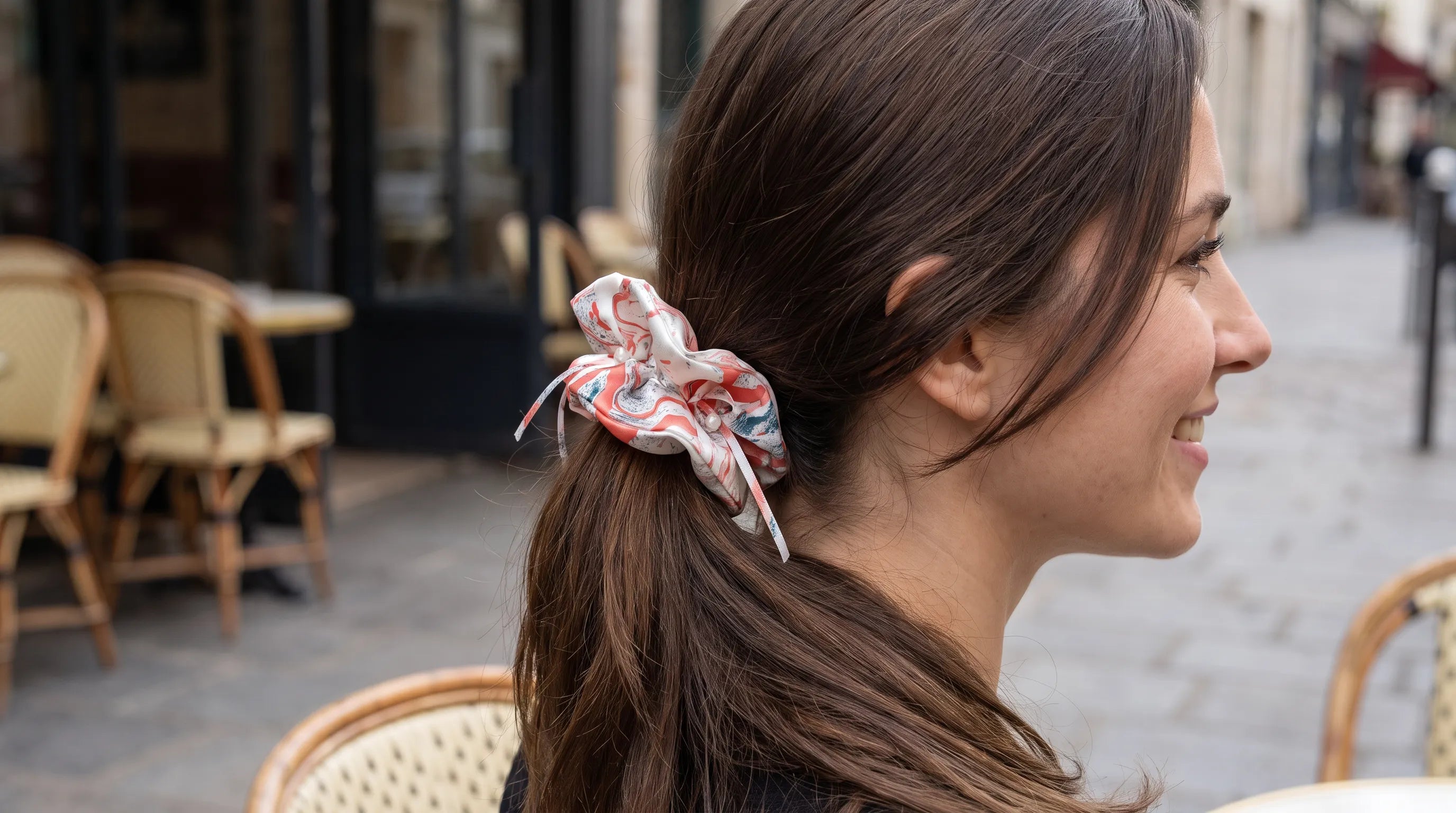 Traditional Chinese Lacquer Art Pearl Scrunchie — Rose & Silver Frost