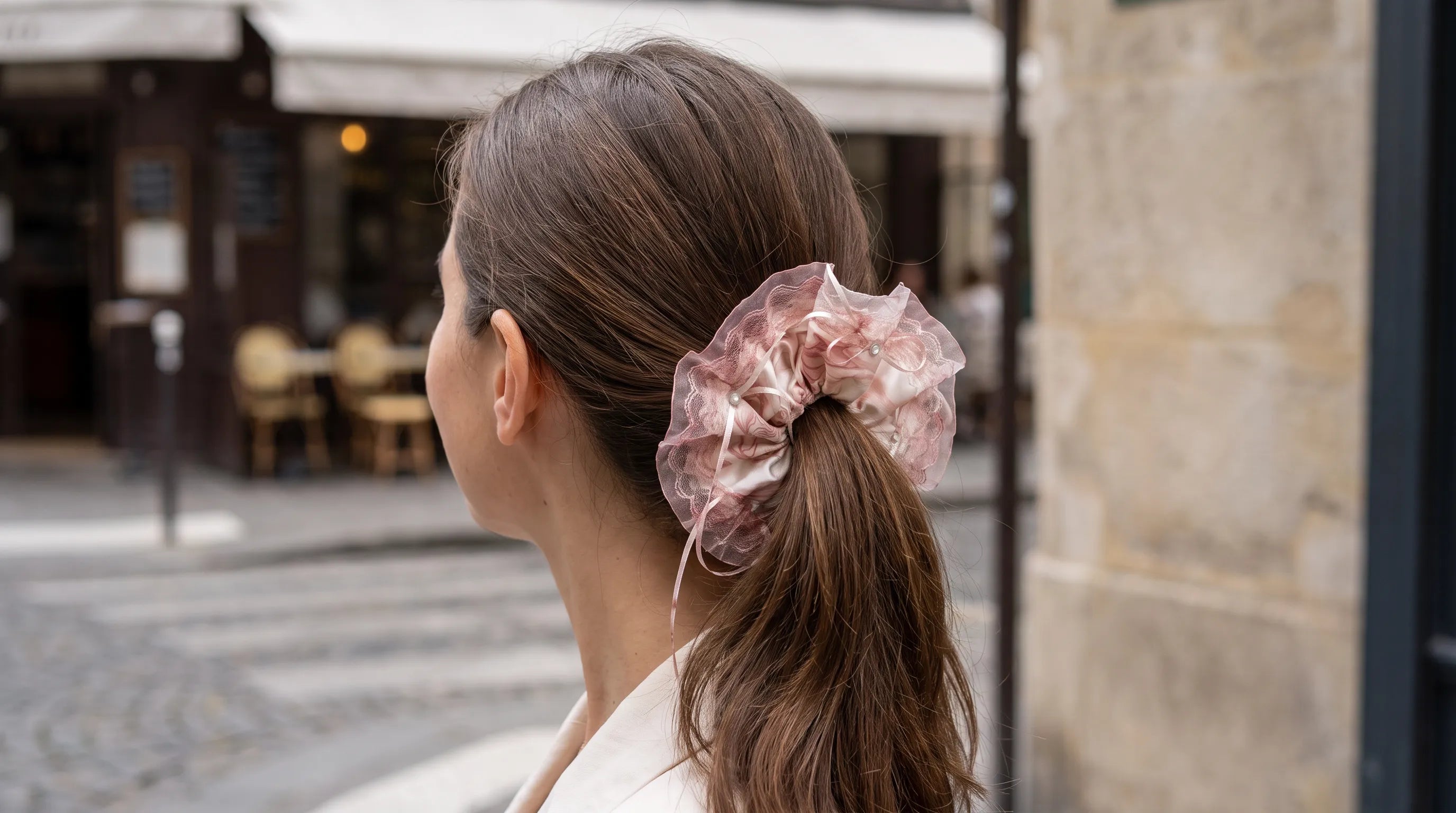Traditional Chinese Lacquer Art Pearl Scrunchie — Peach Blossom
