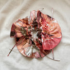 Traditional Chinese Lacquer Art Pearl Scrunchie — Coral Flame