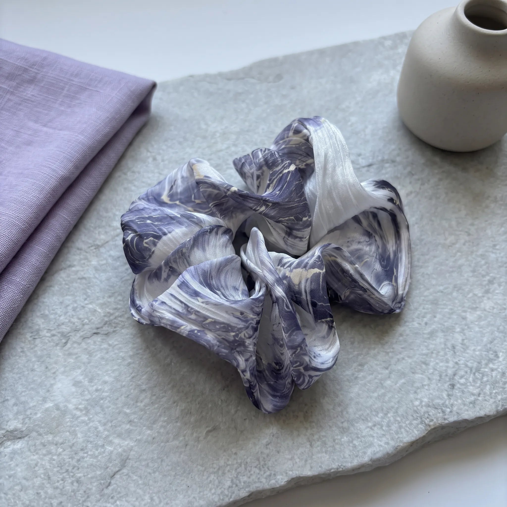Traditional Chinese Lacquer Art Silk Scrunchie — Indigo Swirl