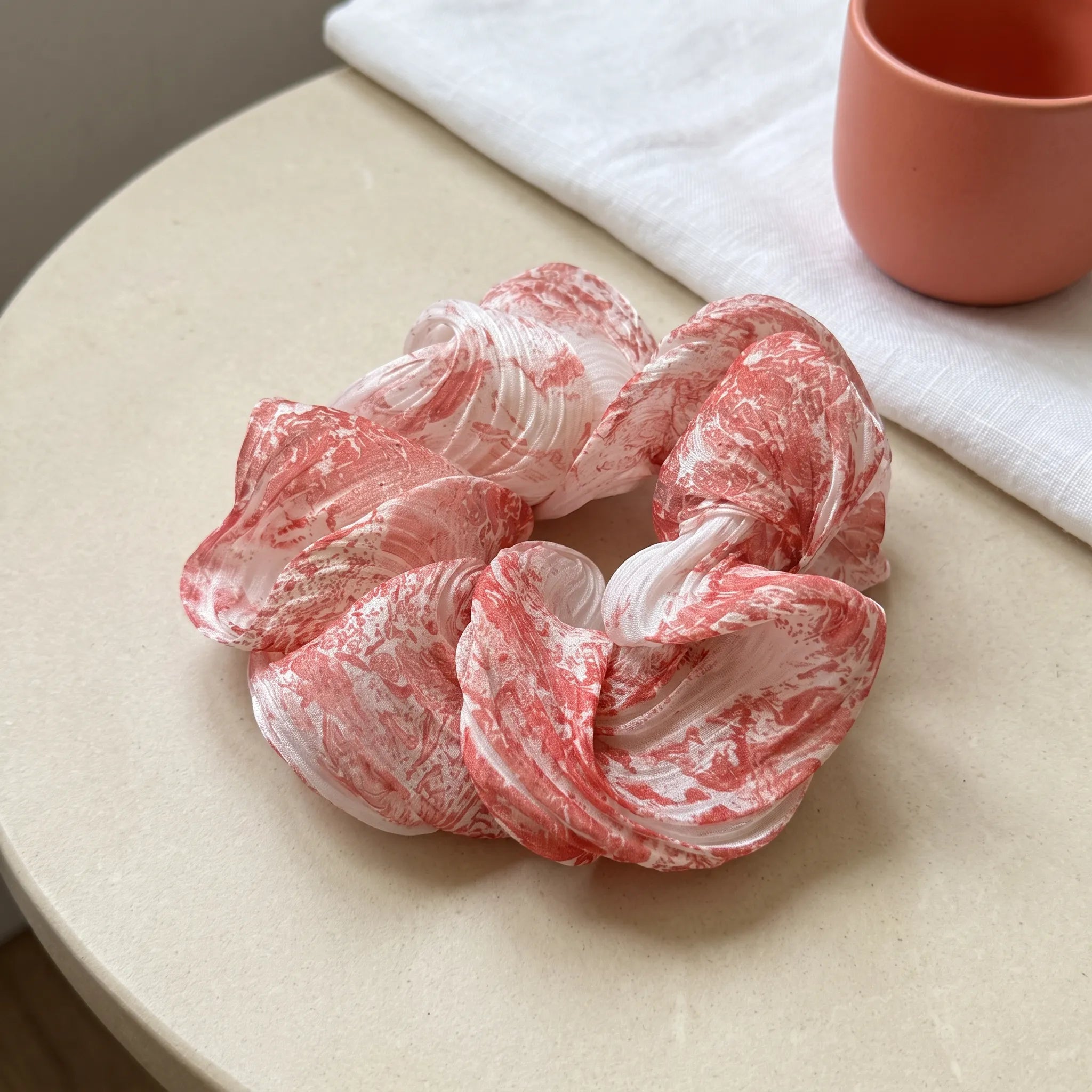 Traditional Chinese Lacquer Art Silk Scrunchie — Crimson Marble
