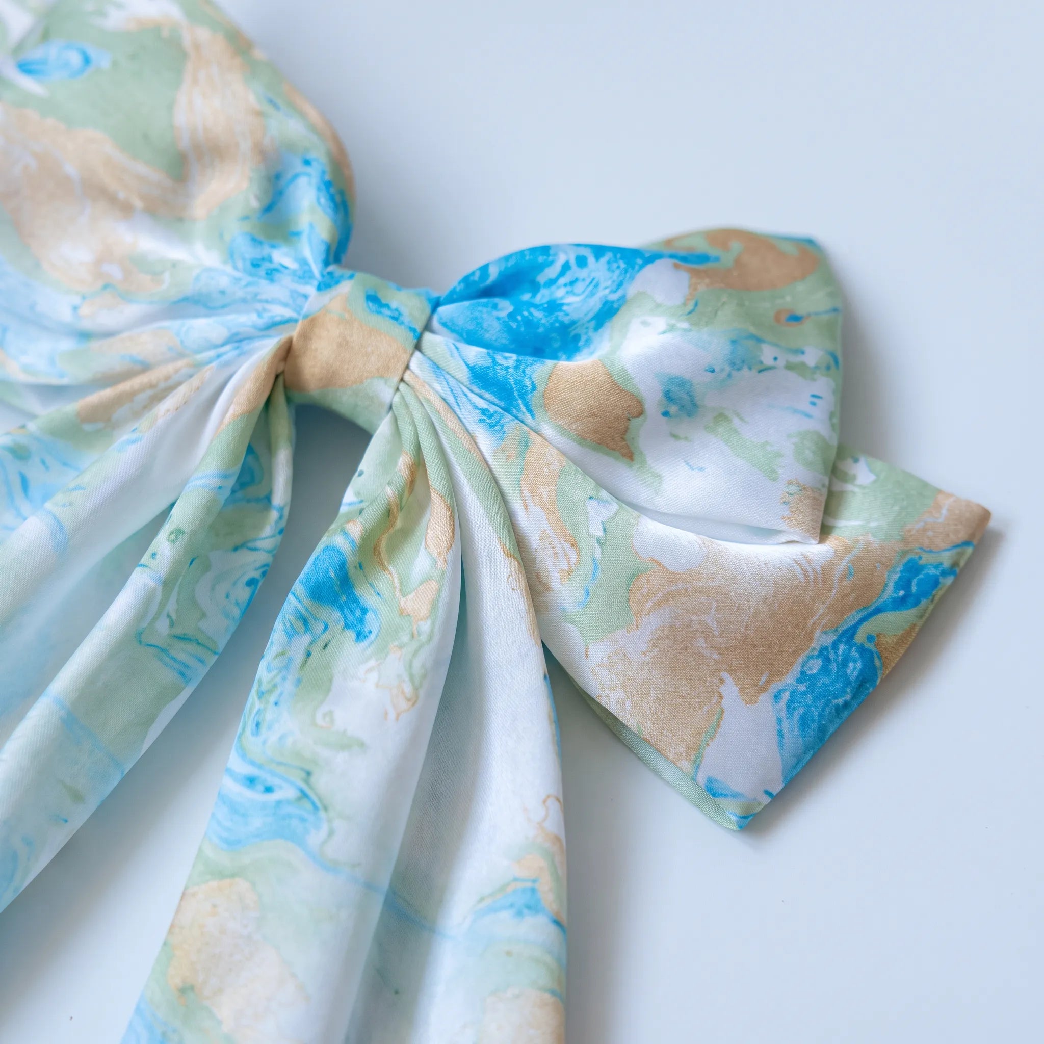 Traditional Chinese Lacquer Art Silk Bow Hair Ribbon — Azure & Sand