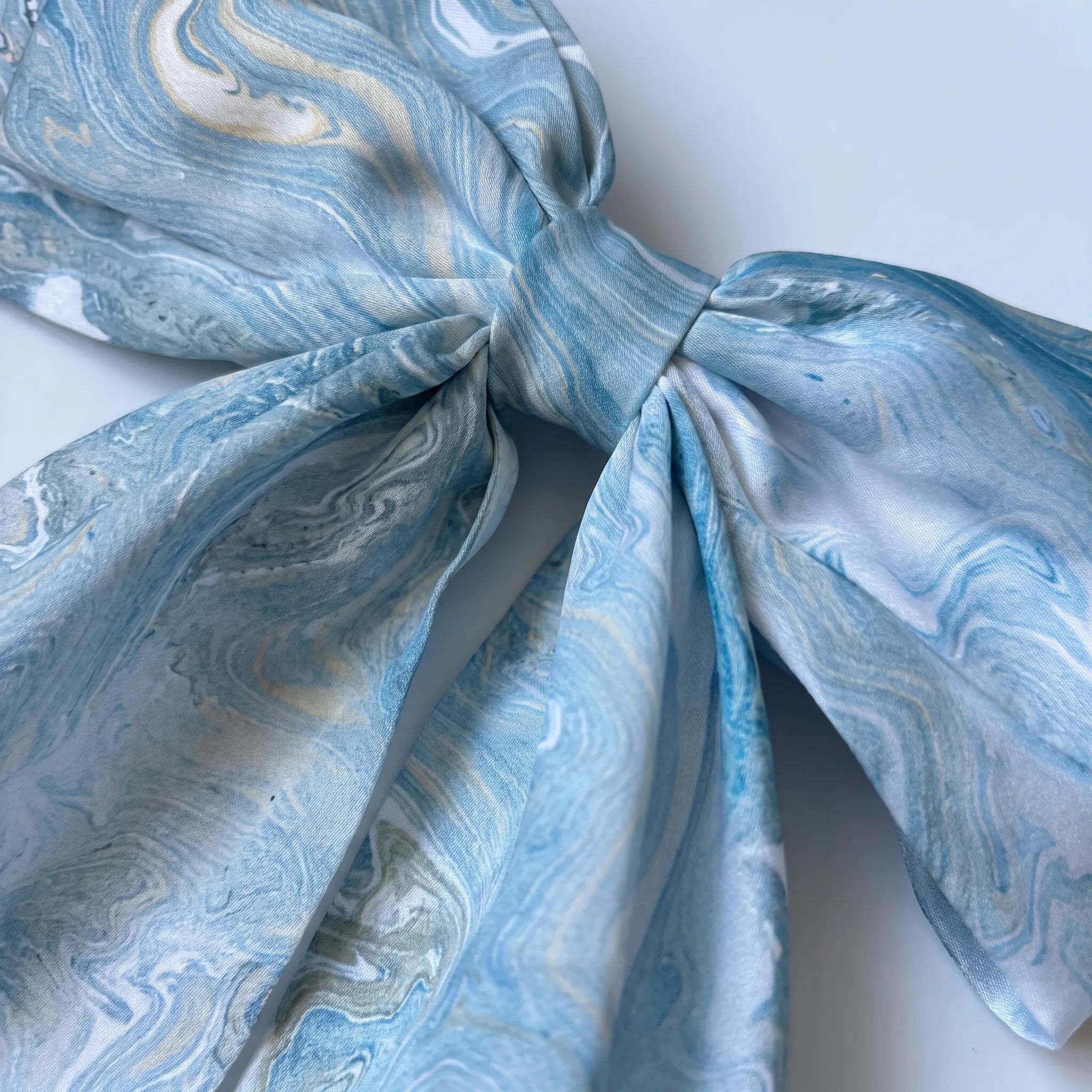 Traditional Chinese Lacquer Art Silk Bow Hair Ribbon — Sky & Pearl